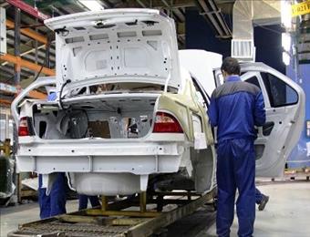 کاهش تولید خودرو در ایران