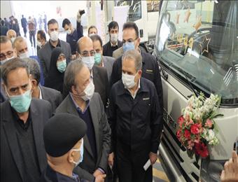 کامیونت ایرانی شیلر۸ تن رونمایی و خط  تولید انبوه مینی بوس پگاسوس افتتاح شد