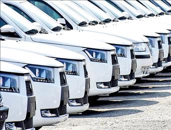 درخواست کمک وزیر صمت از مجلس برای حذف قیمت دستوری خودرو