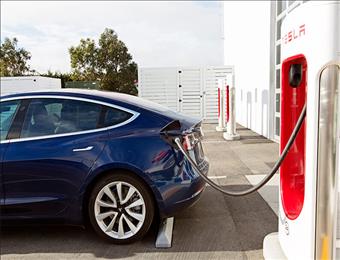 فروش بیشتر خودروهای برقی با افزایش ایستگاه‌های شارژ