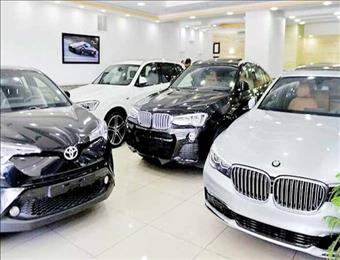 عقب‌گرد خودرو از قیمت‌های کاغذی/ خریداران فعلاً دست نگه دارند